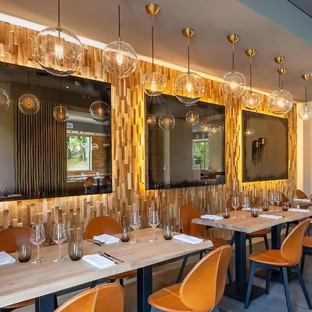 Domaine De & - Bw Premier Collection Hotel 4*