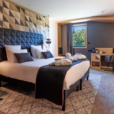 Hotell Domaine De & - Bw Premier Collection Dolomieux