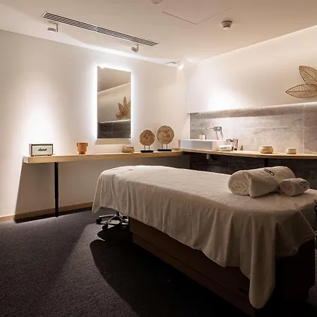 Domaine De Hotel&spa - Bw Premier Collection Dolomieux