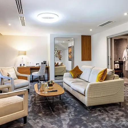 Domaine De & - Bw Premier Collection Hotel