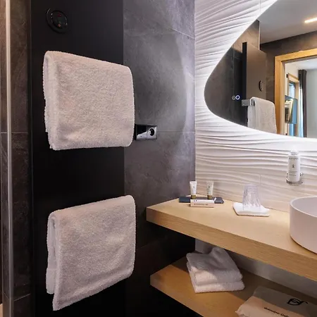 Domaine De & - Bw Premier Collection Hotell 4*